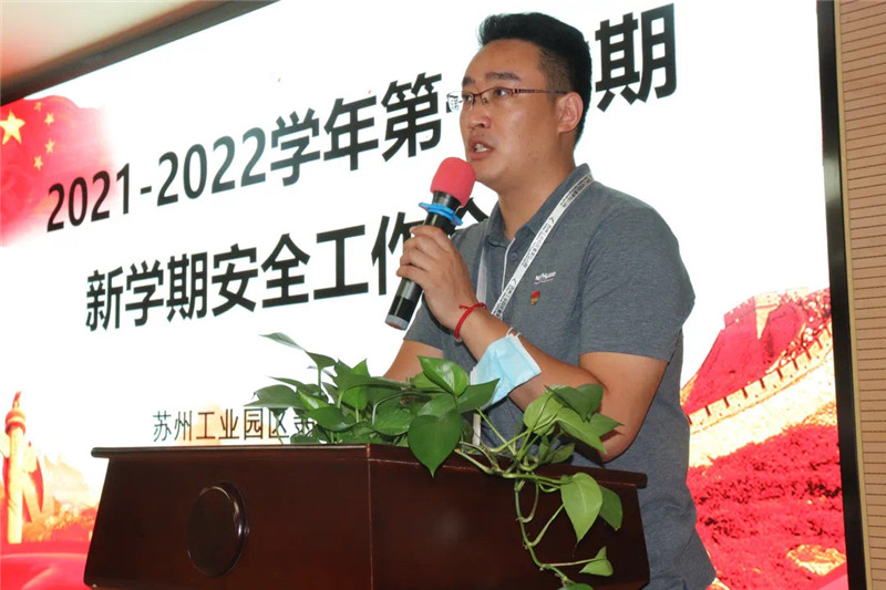a84fd155becc4d52aabf1dd10e9ecf80.JPG